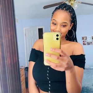 Meet your Posher, Mandy